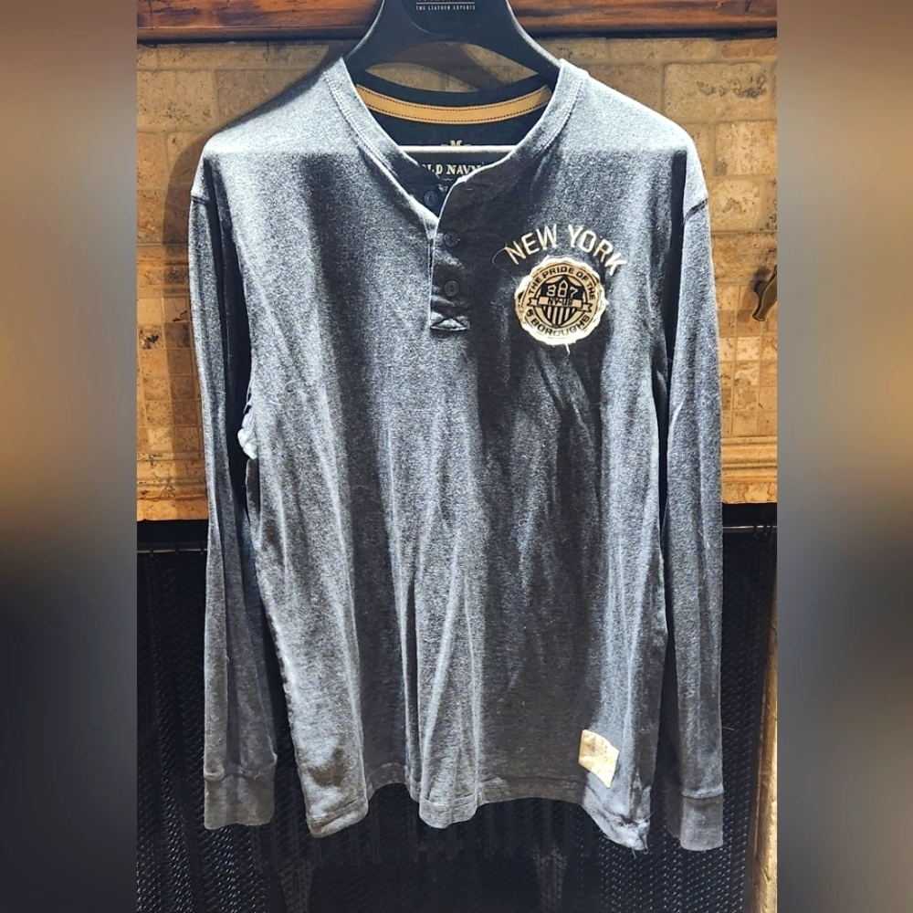 🛍 4/$20 🛍 Old Navy Distressed Long Sleeve Shirt-Size M